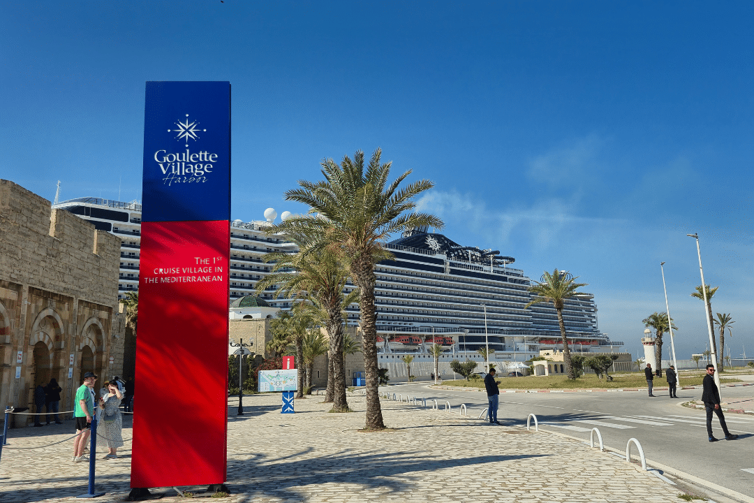 Départ de Tunis, La Goulette
